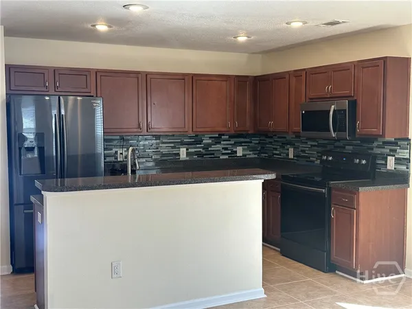 $300,000 | 319 Gov Gwinnett Way, Pooler, GA 31322