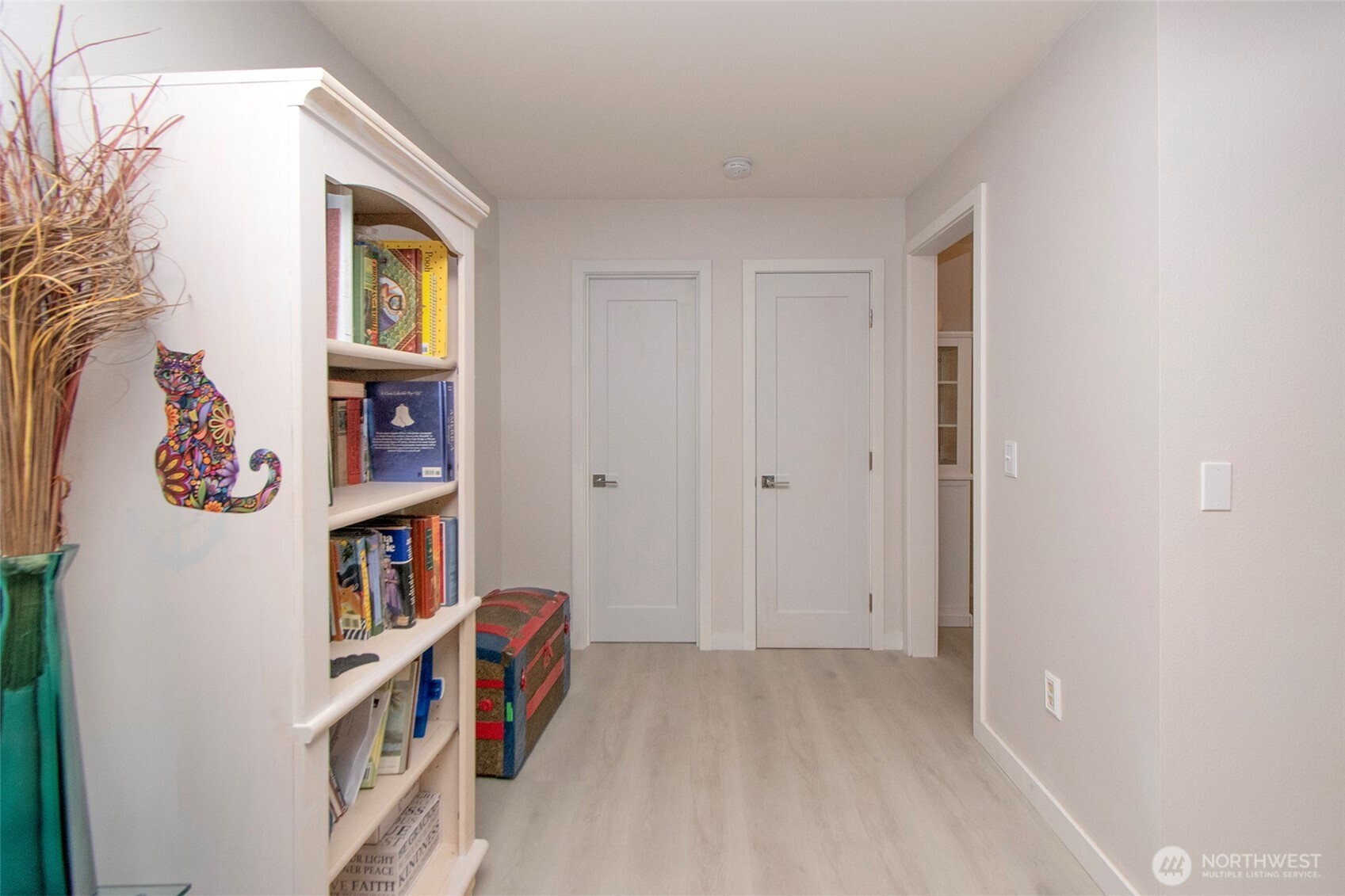 440 West Nelson Road Sequim, WA 98382 - Photo 31 of 39 a view of room with cabinets