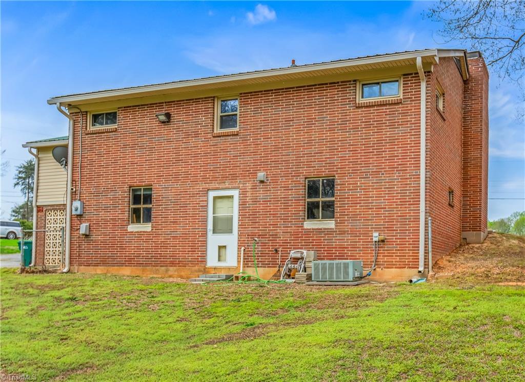 4765 Reid Road Winston-Salem, NC 27107 - Photo 29 of 33 Gallery Image 29