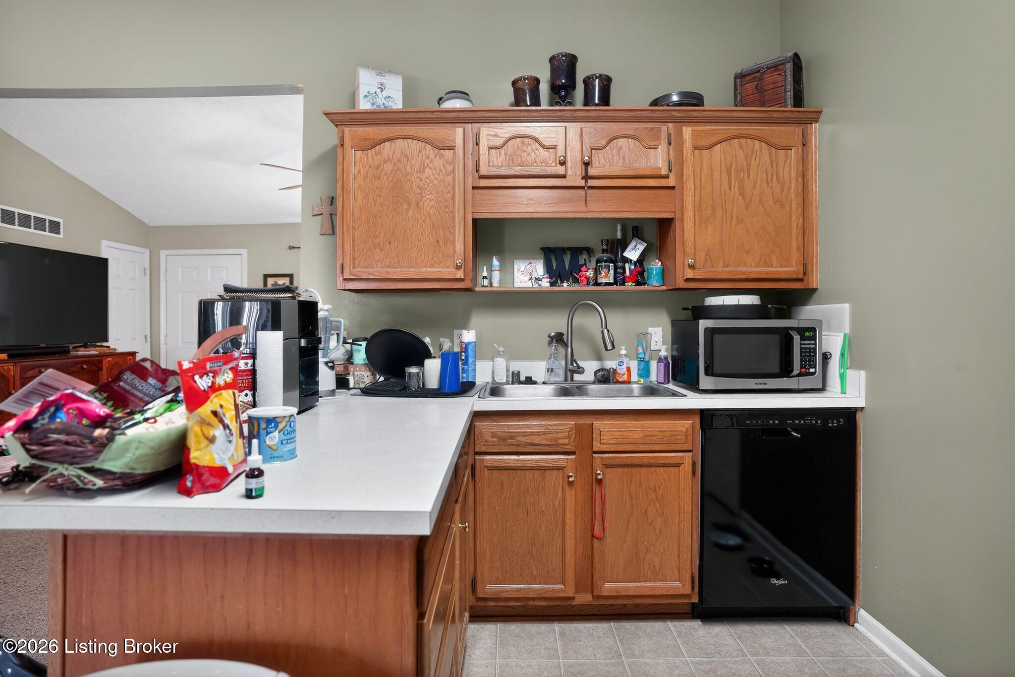 209 Signal Ridge Road Frankfort, KY 40601 - Photo 5 of 15 05_209_Signal_Ridge_Rd_Frankfort_KY_4060