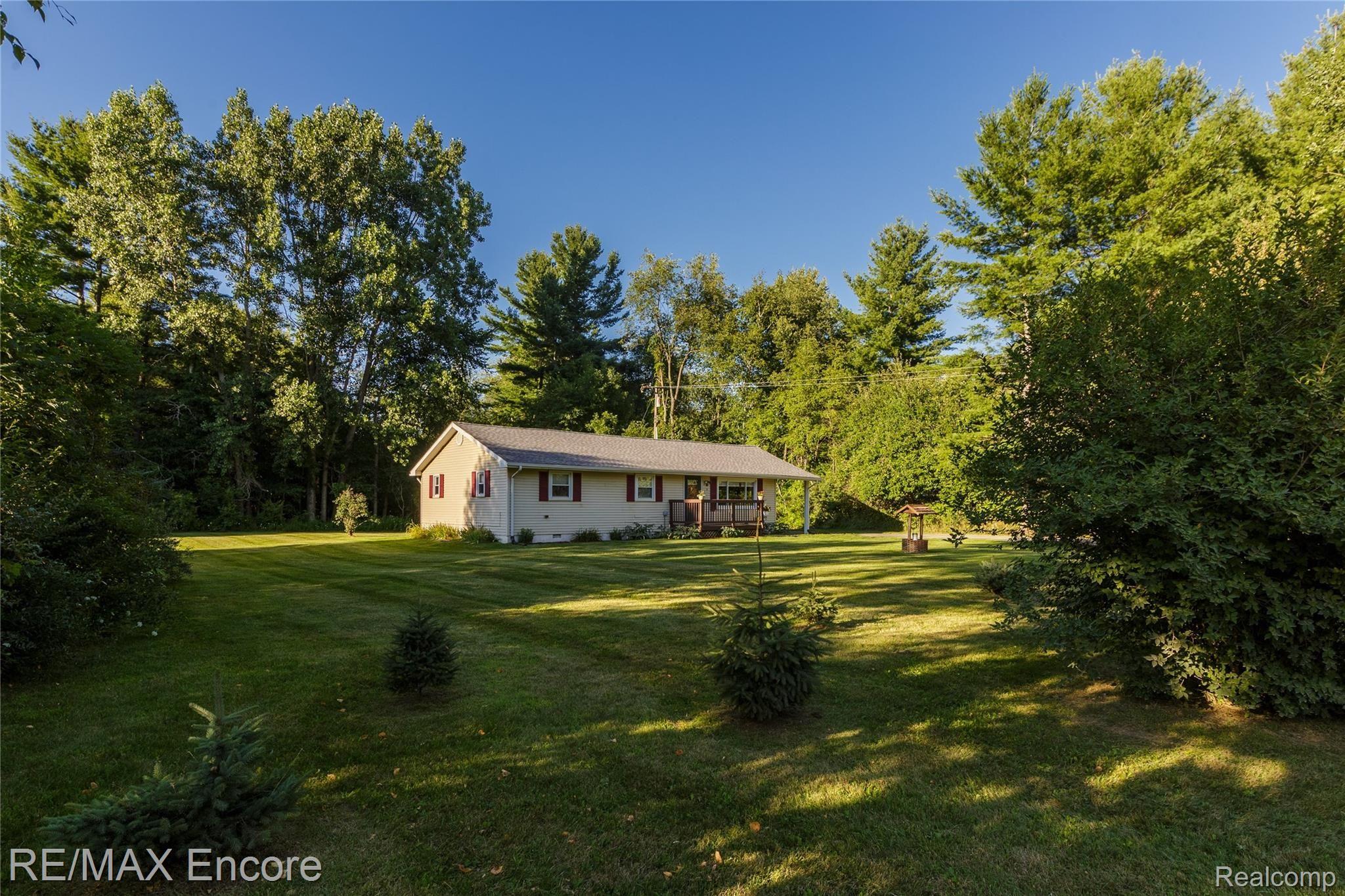 303 East Barnes Road Fostoria, MI 48435 - Photo 5 of 34 2020.08