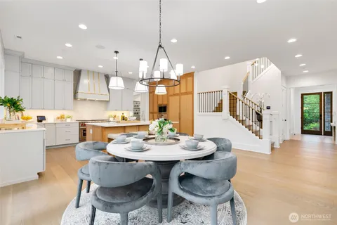 $3,599,950 | 4526 89th Avenue Southeast, Mercer Island, WA 98040
