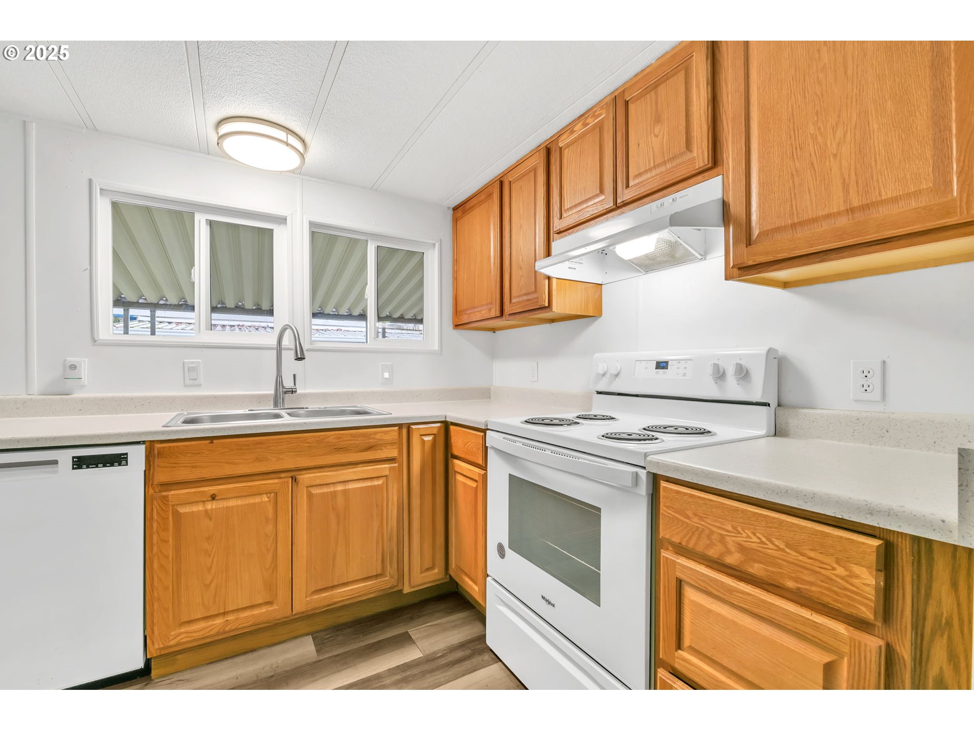 1475 Green Acres Road, Unit 175 Eugene, OR 97408 - Photo 15 of 32 Gallery Image 15