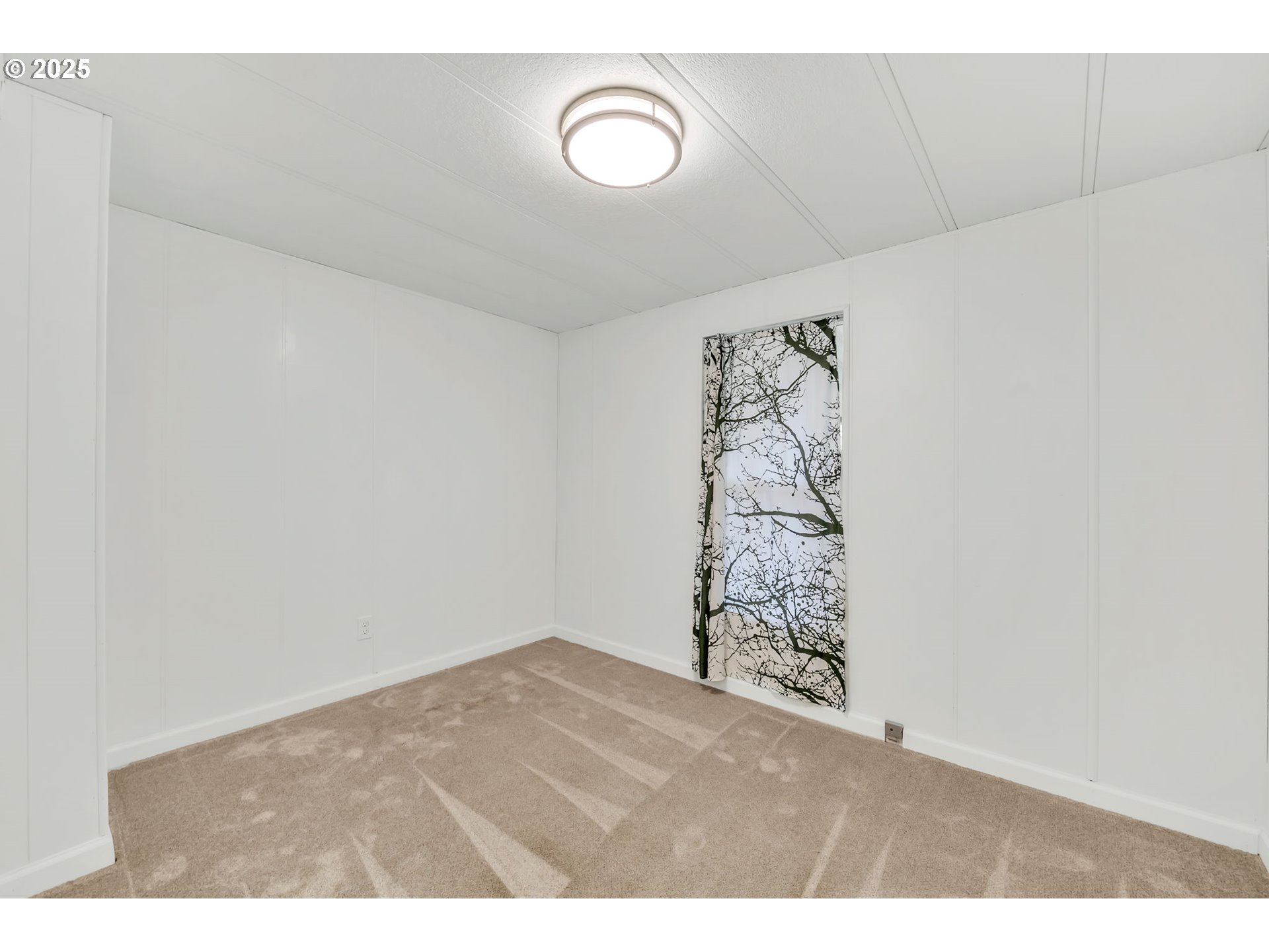 1475 Green Acres Road, Unit 175 Eugene, OR 97408 - Photo 20 of 32 Gallery Image 20
