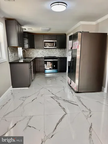 $1,810 | 137 Fox Drive, Winchester, VA 22601