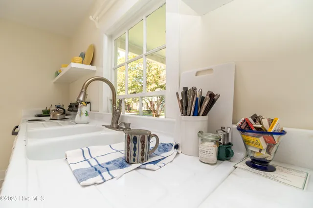 $357,000 | 406 Elliott Street, Edenton, NC 27932