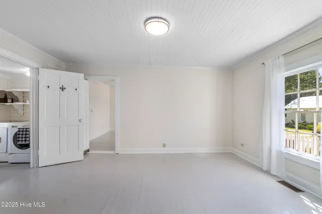 $357,000 | 406 Elliott Street, Edenton, NC 27932