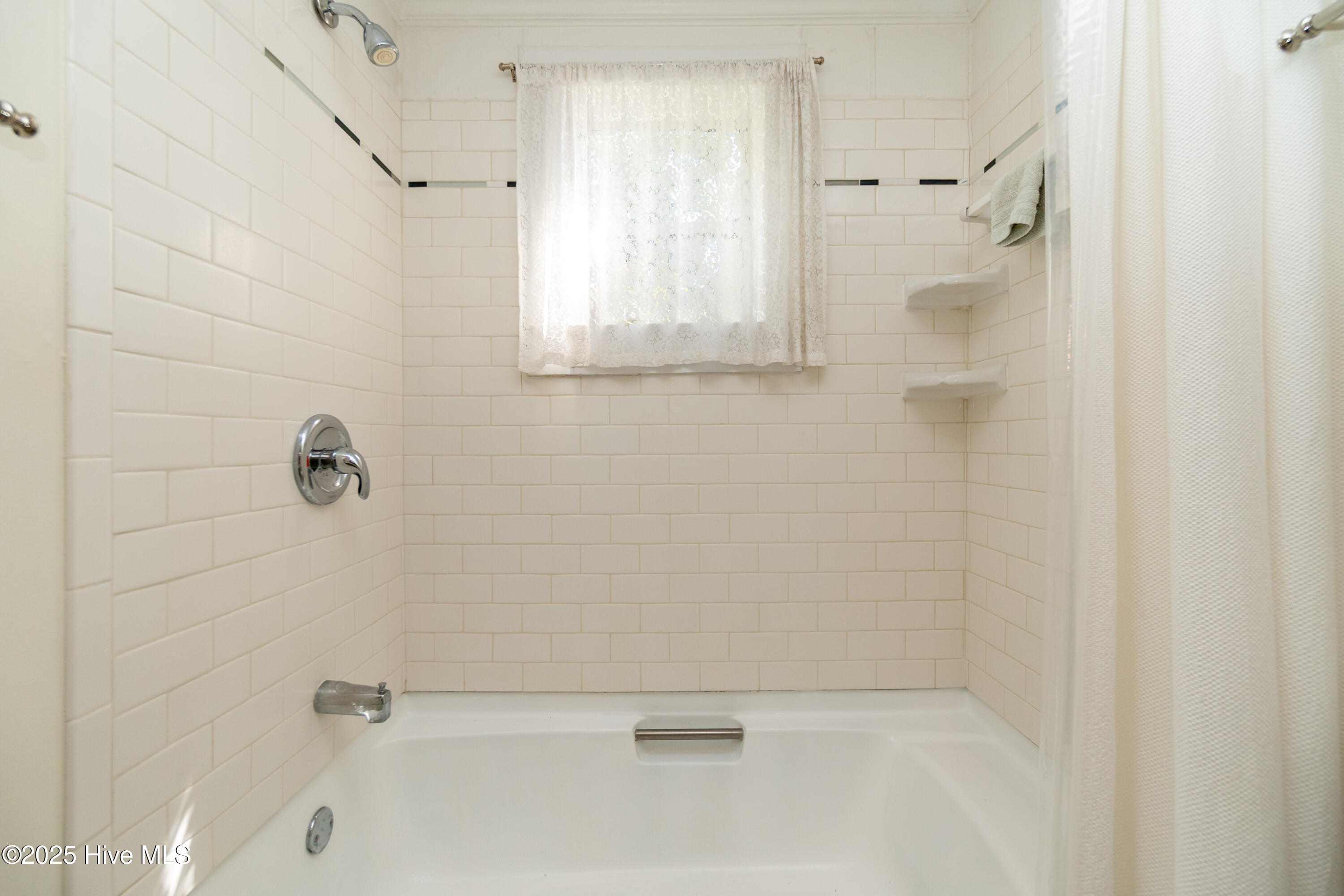 406 Elliott Street Edenton, NC 27932 - Photo 22 of 29 406 int.-10