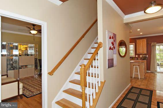 6405 Ivy Spring Elkridge, MD 21075 - Photo 2 of 30 Foyer