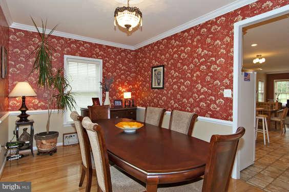 6405 Ivy Spring Elkridge, MD 21075 - Photo 6 of 30 Dining Room