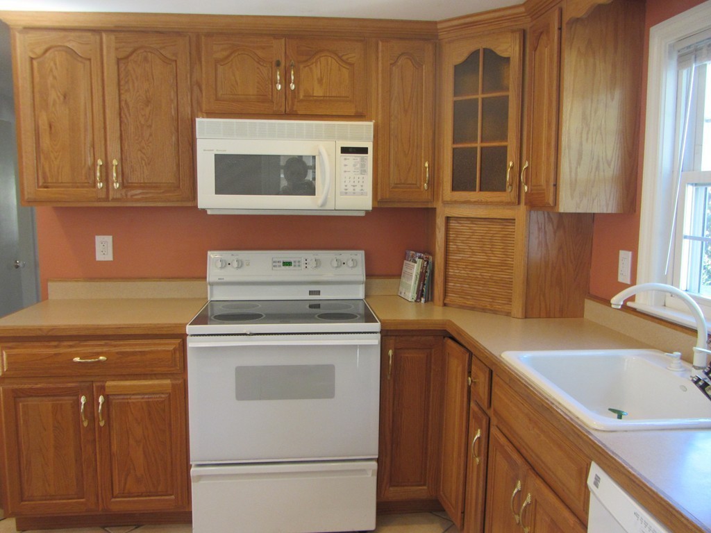 32 Pierce Road Rockland, MA 02370 - Photo 9 of 30 Gallery Image 9