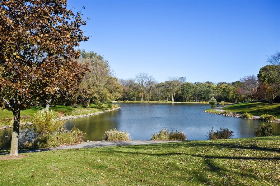 2706 Pebblebrook Lane Rolling Meadows, IL 60008 - Photo 34 of 34 a view of a lake with houses in the back