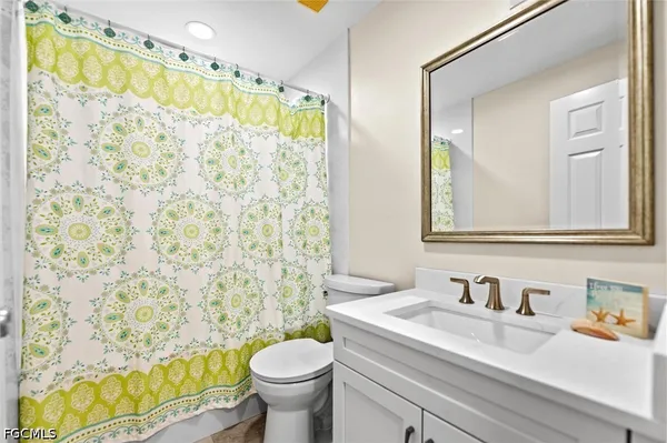 $975,000 | 5323 Bayside Villas, Unit 24, Captiva, FL 33924