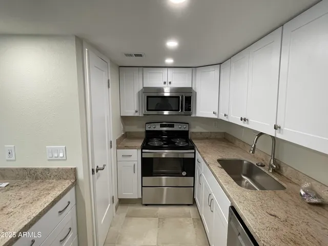 $1,325 | 4757 East Belleview Street, Phoenix, AZ 85008