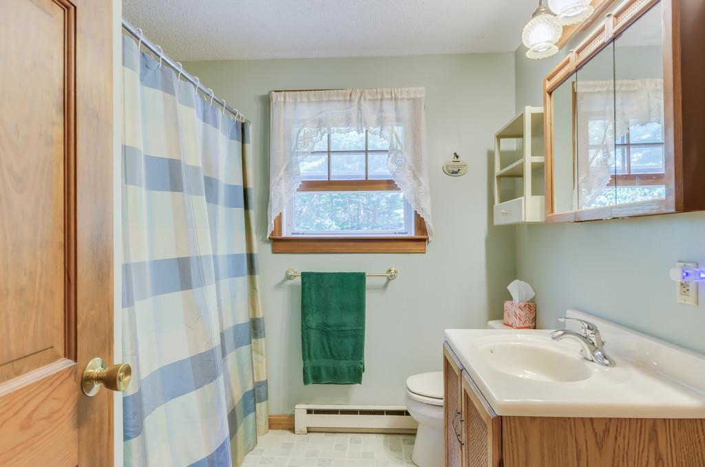 52 Ridge View Drive Standish, ME 04084 - Photo 18 of 35 Bathroom