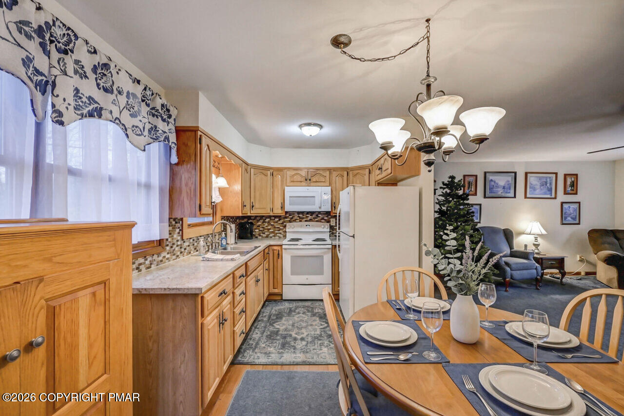269 Devils Hole Road Cresco, PA 18326 - Photo 14 of 31 269DevilsHoleRd11.jpg.jpg