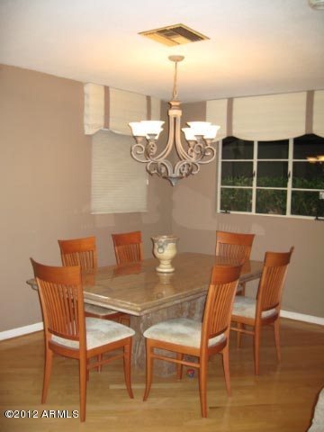 1808 East Bethany Home Road Phoenix, AZ 85016 - Photo 3 of 6 FORMAL DINING