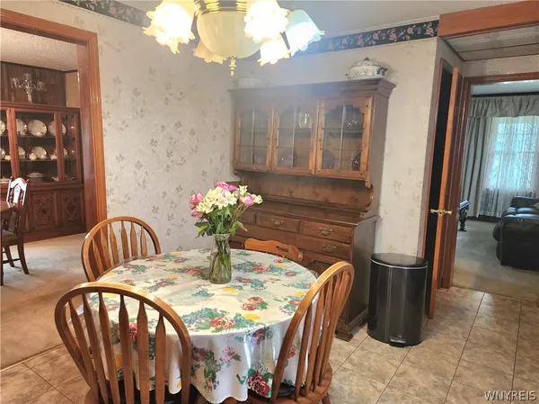 $369,900 | 5009 Lake Shore Road, Hamburg, NY 14075