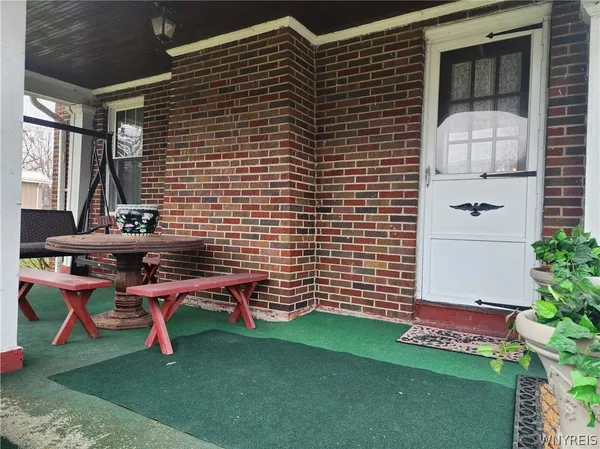 $369,900 | 5009 Lake Shore Road, Hamburg, NY 14075