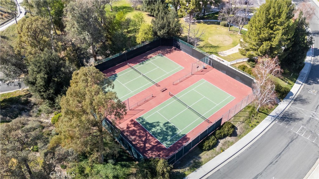 26346 Rainbow Glen Drive Newhall, CA 91321 - Photo 33 of 37