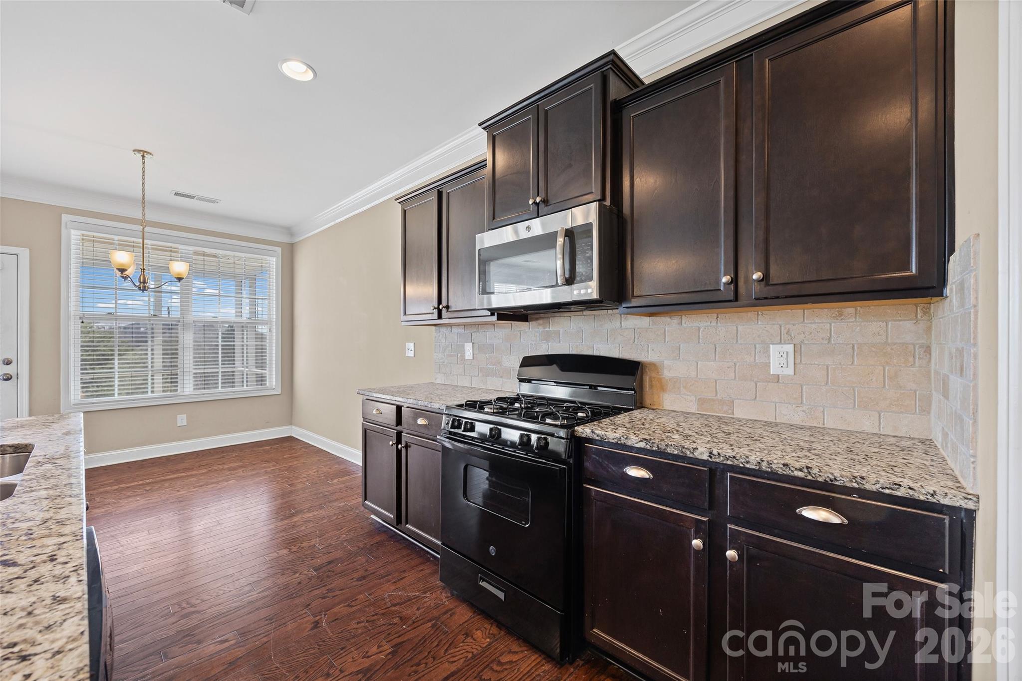 8919 Inverness Bay Road Charlotte, NC 28278 - Photo 12 of 30 Gallery Image 12