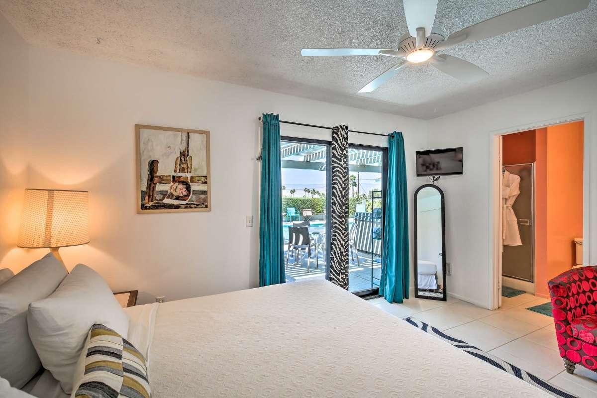 68298 Terrace Road Cathedral City, CA 92234 - Photo 34 of 59 2nd Master bedroom looking north towards