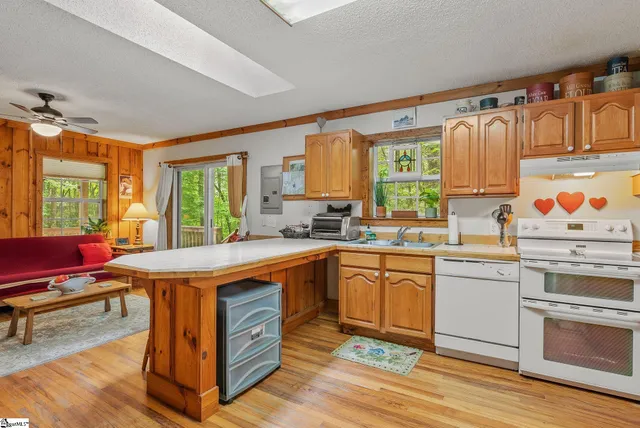 $599,000 | 1780 Happy Acrs Road, Brevard, NC 28712