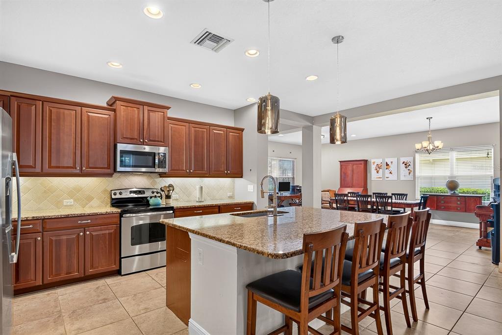 1416 Hickory View Circle Parrish, FL 34219 - Photo 11 of 49