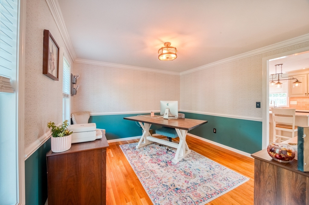 46 Brookline Street Pepperell, MA 01463 - Photo 16 of 41