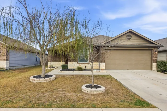 $2,300 | 11912 Jamie Drive, Manor, TX 78653