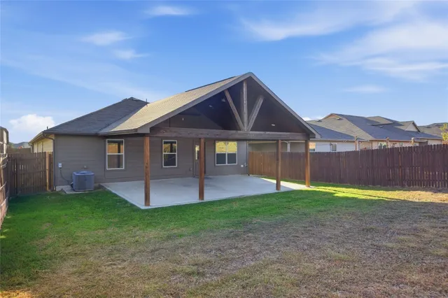 $2,300 | 11912 Jamie Drive, Manor, TX 78653