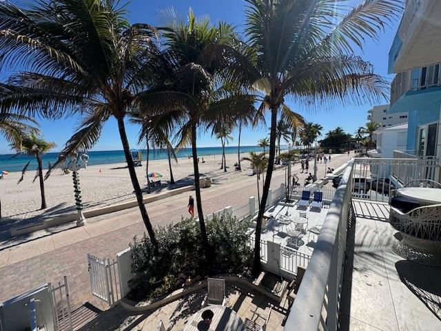 777 South Surf Road, Unit C Hollywood, FL 33019 - Photo 9 of 23 SOUTHERN VIEW