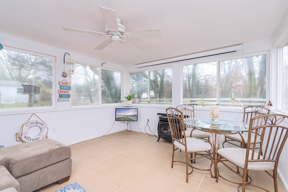 41 Farmland Road Warwick, RI 02889 - Photo 11 of 38 Gallery Image 11