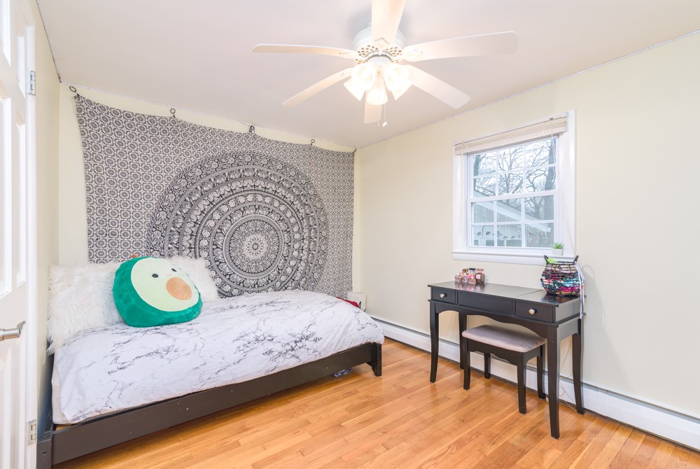 41 Farmland Road Warwick, RI 02889 - Photo 19 of 38 Gallery Image 19