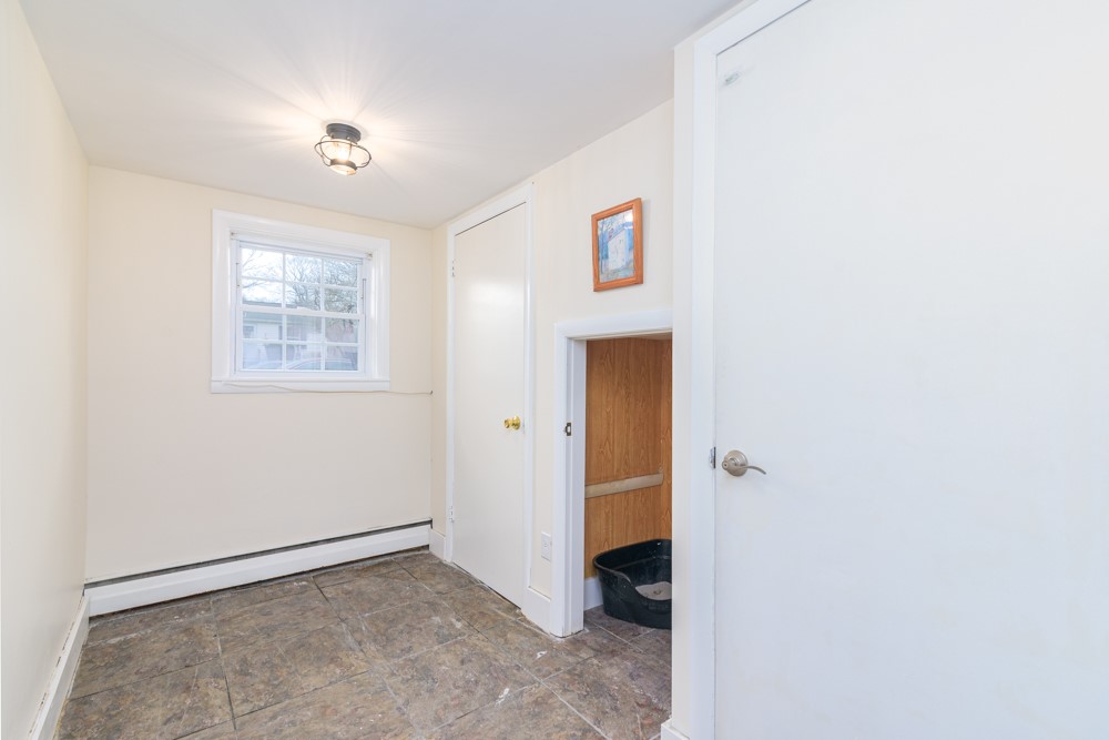 41 Farmland Road Warwick, RI 02889 - Photo 31 of 38 Gallery Image 31