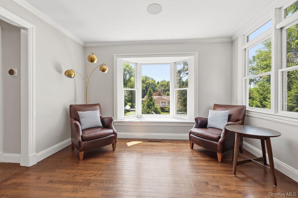 55 Harris Road Katonah, NY 10536 - Photo 12 of 50 Living Room