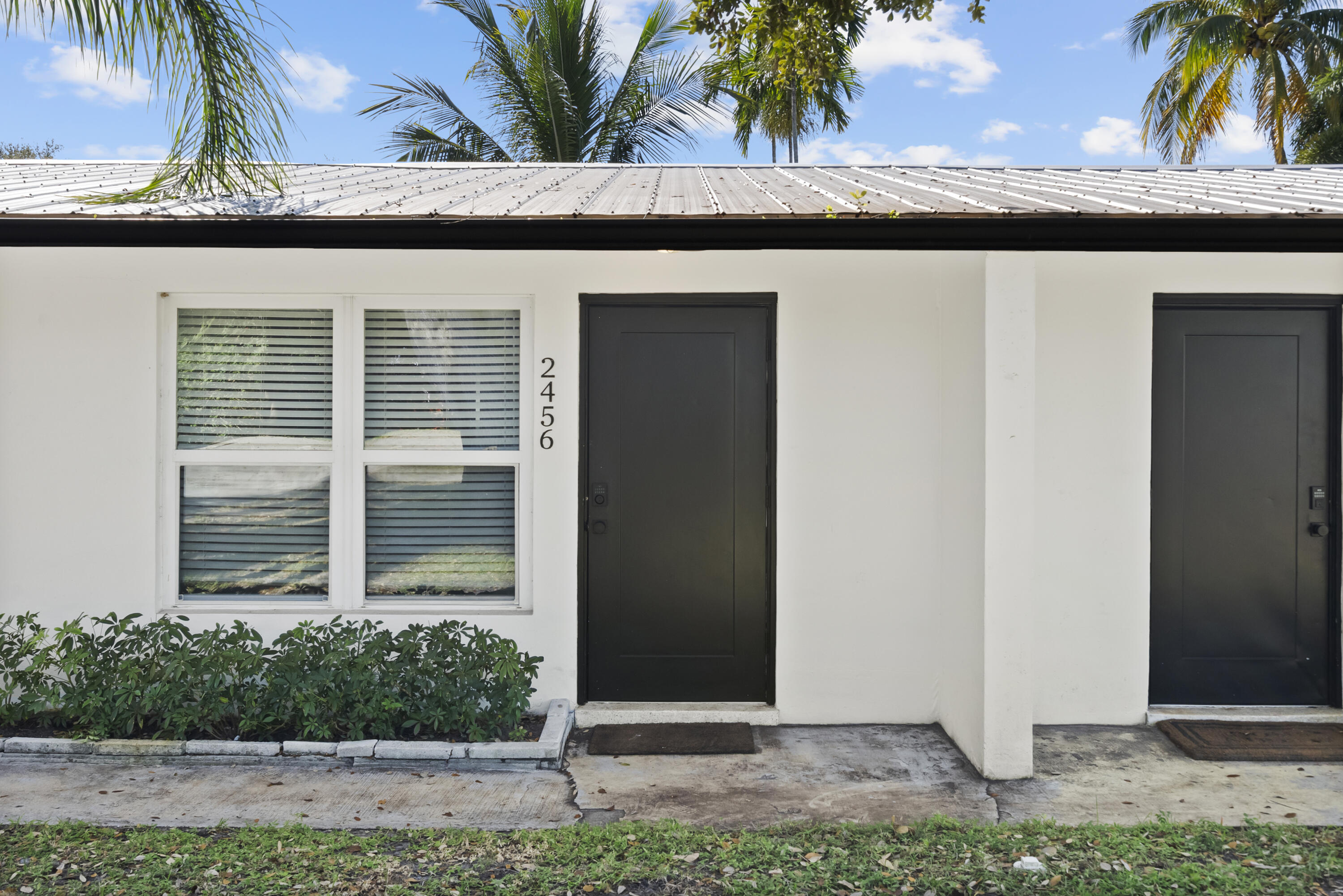 2456 Southwest Hideaway Lane Stuart, FL 34994 - Photo 3 of 30 DSC05165