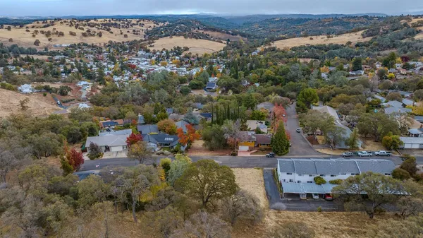 an aerial view of multiple house