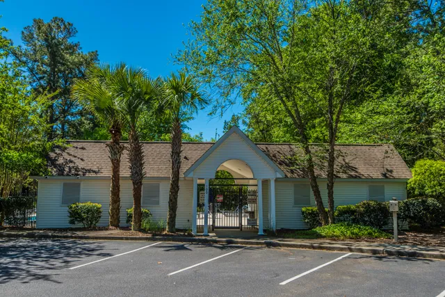 $265,000 | 1304 Elm Hall Circle, Summerville, SC 29483