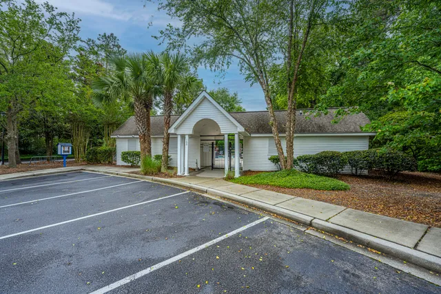 $265,000 | 1304 Elm Hall Circle, Summerville, SC 29483