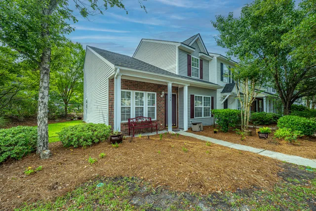 $265,000 | 1304 Elm Hall Circle, Summerville, SC 29483