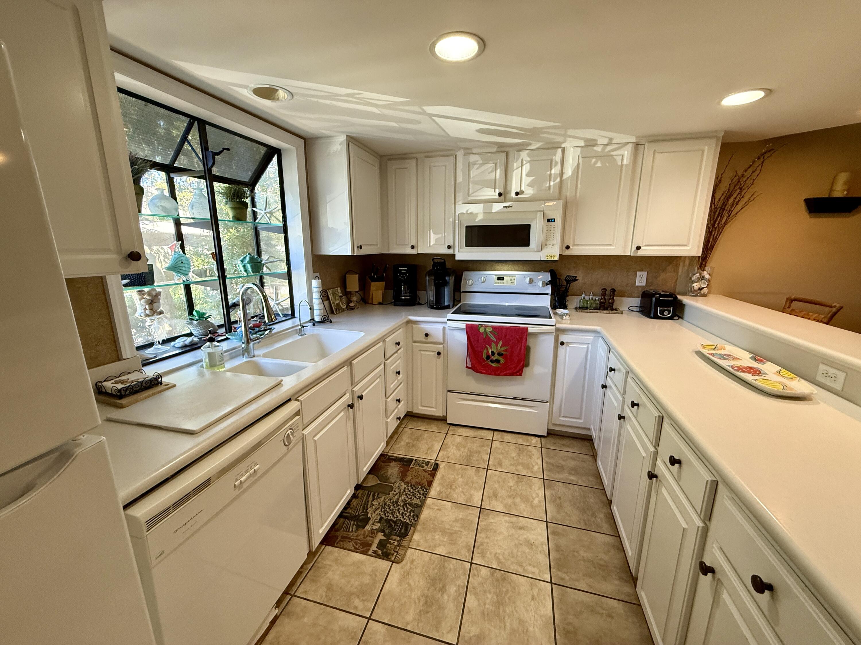 755 Summerwind Circle Edisto Island, SC 29438 - Photo 6 of 24 IMG_6898