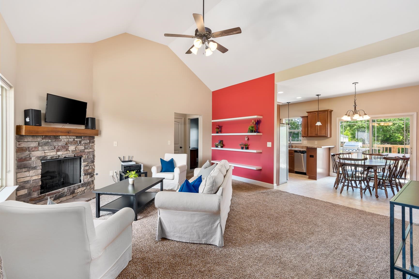 927 Echo Ridge Drive Duncan, SC 29334 - Photo 4 of 32