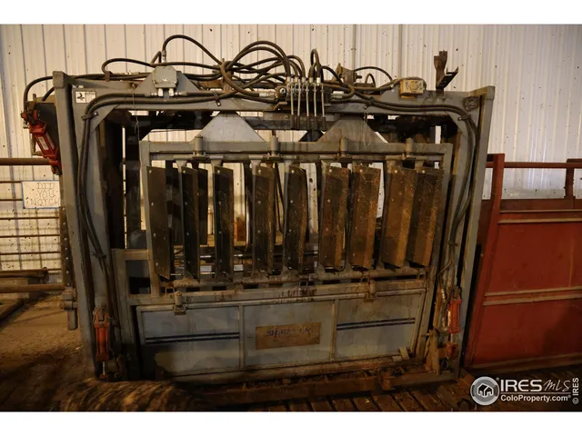 a view of a cars park in front of house