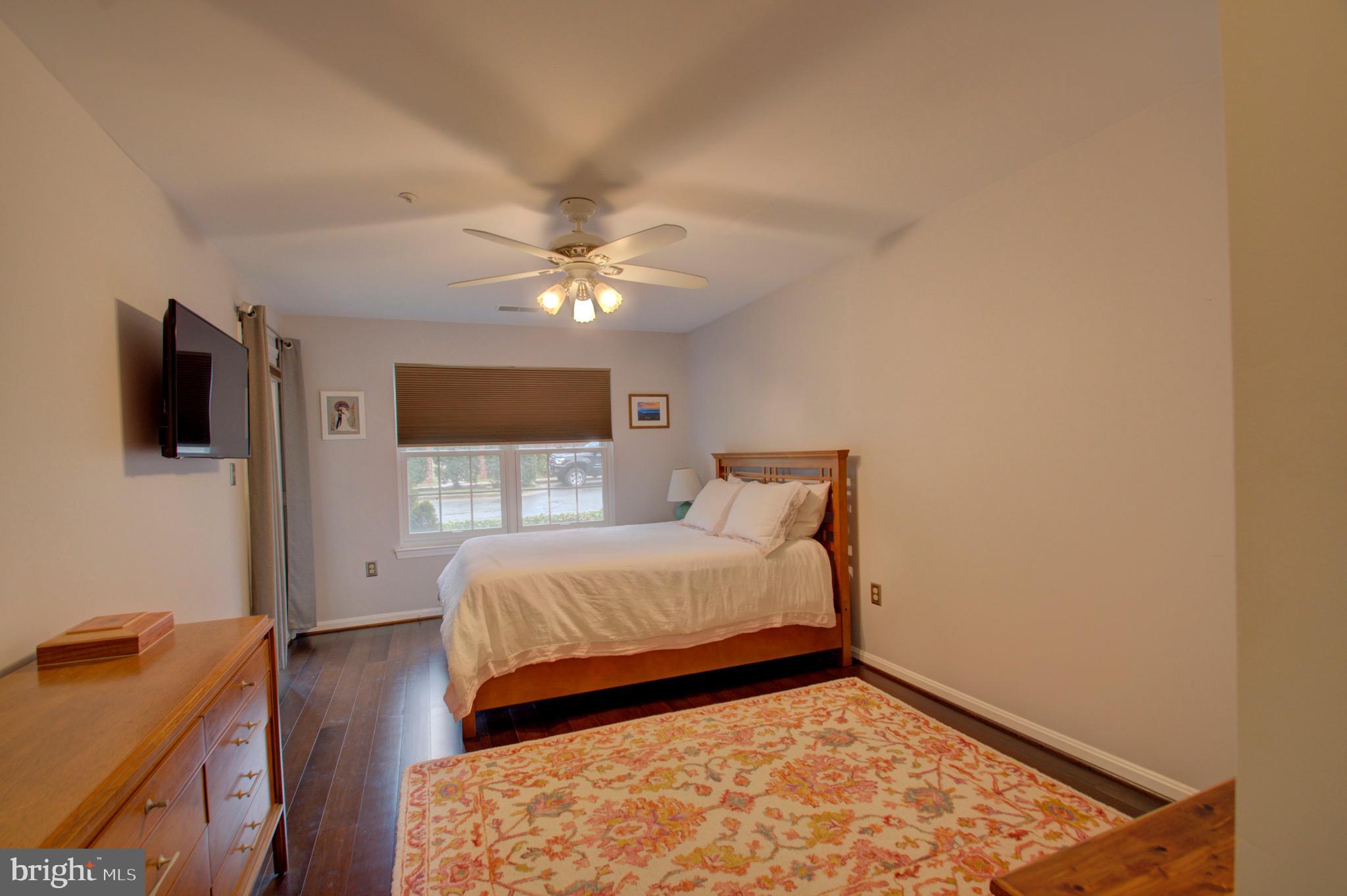 304 Ridgepoint Place, Unit 12 Gaithersburg, MD 20878 - Photo 23 of 45 Master Bedroom