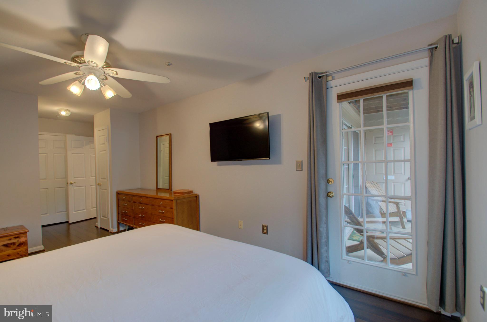 304 Ridgepoint Place, Unit 12 Gaithersburg, MD 20878 - Photo 26 of 45 Master Bedroom