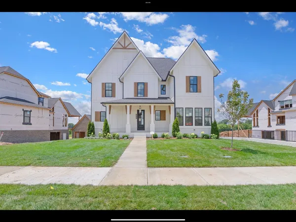 $1,435,800 | 1117 Sage Street, Thompson's Station, TN 37179