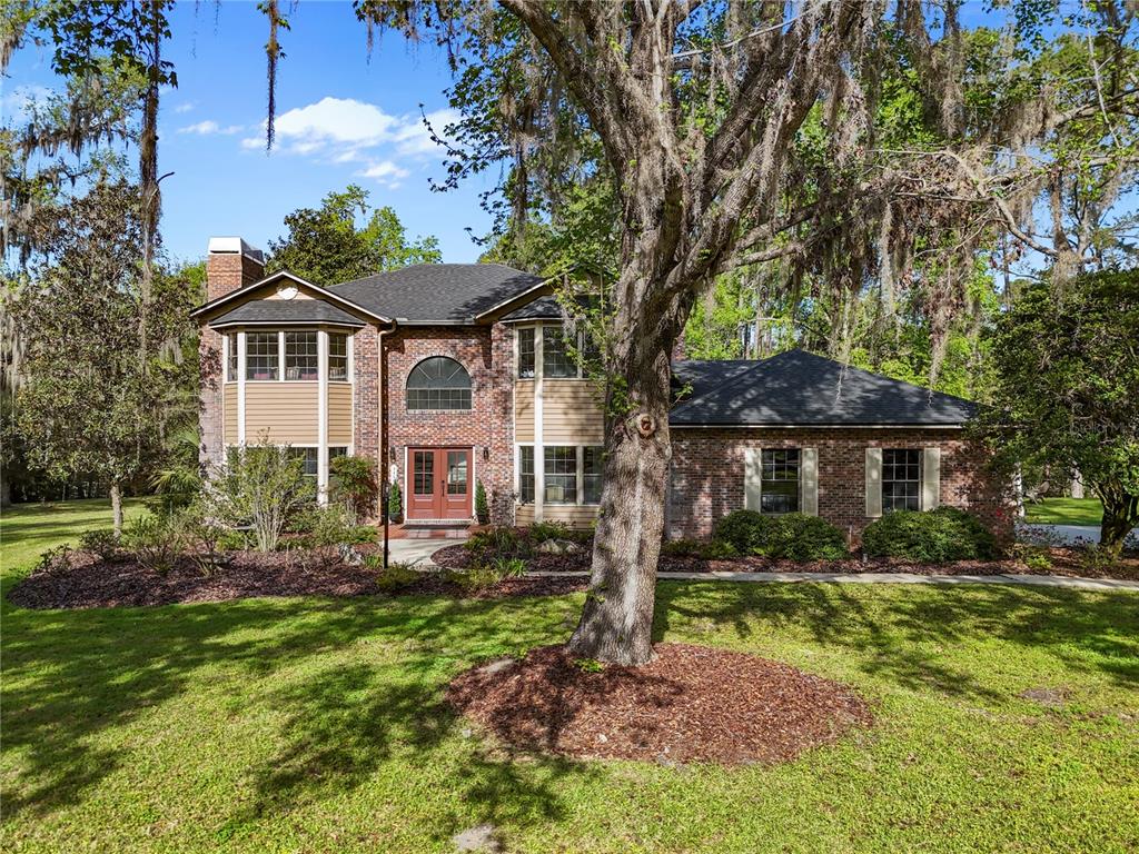 1118 Southwest 112 Street Gainesville, FL 32607 - Photo 3 of 48