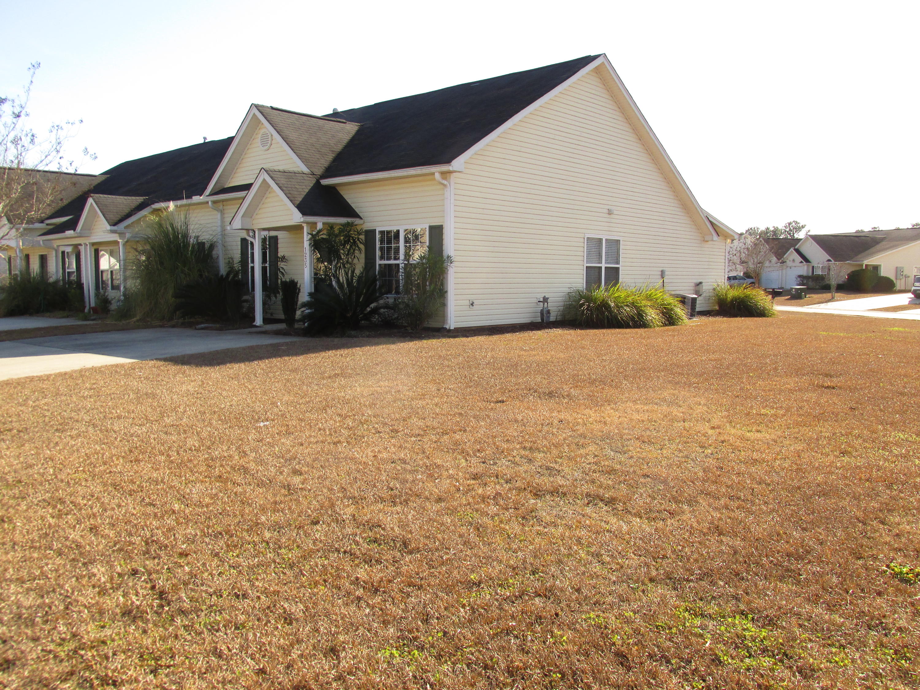 1235 River Rock Road Hanahan, SC 29410 - Photo 2 of 17 IMG_4745