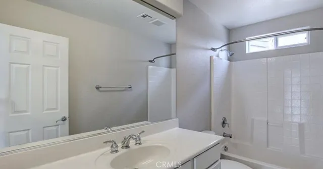 $2,700 | 8885 Stallings Street, Las Vegas, NV 89148